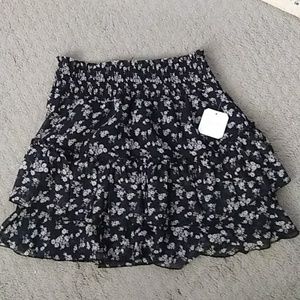 Altar'd State NWT black floral tiered mini skirt Size M